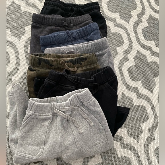 18-24m/2T fall/ winter lot - 30 pc set euc - Picture 10 of 10